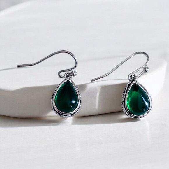 Green Stone Dangle Earring - Picture 2 of 6